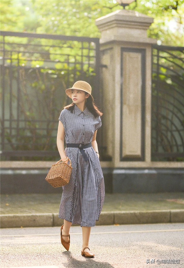 穆勒鞋女2022爆款洋气上档次,穆勒鞋女款高跟居家