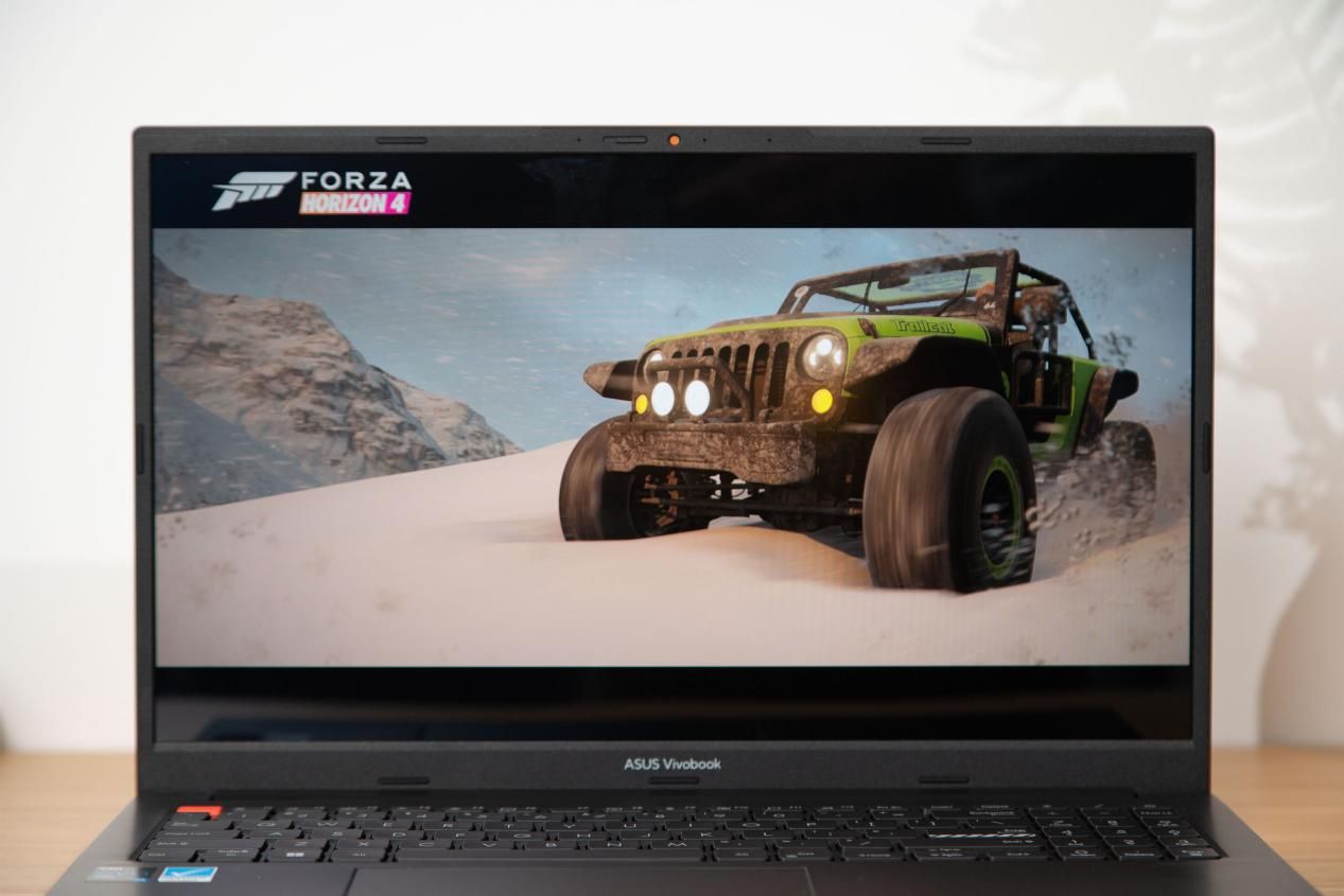 120hzoled屏幕的笔记本电脑,全球首款27寸240hzoled