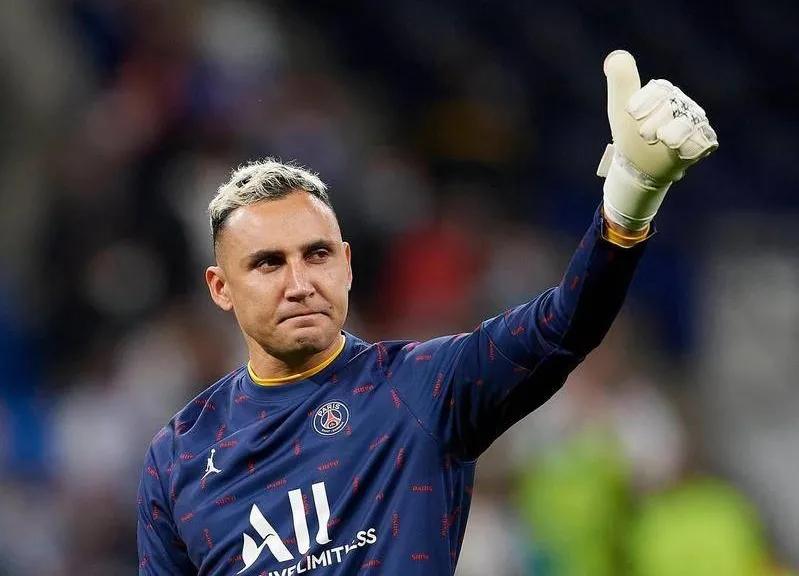 卡西利亚斯皇马最后一次扑救,皇马门将纳瓦斯和卡西