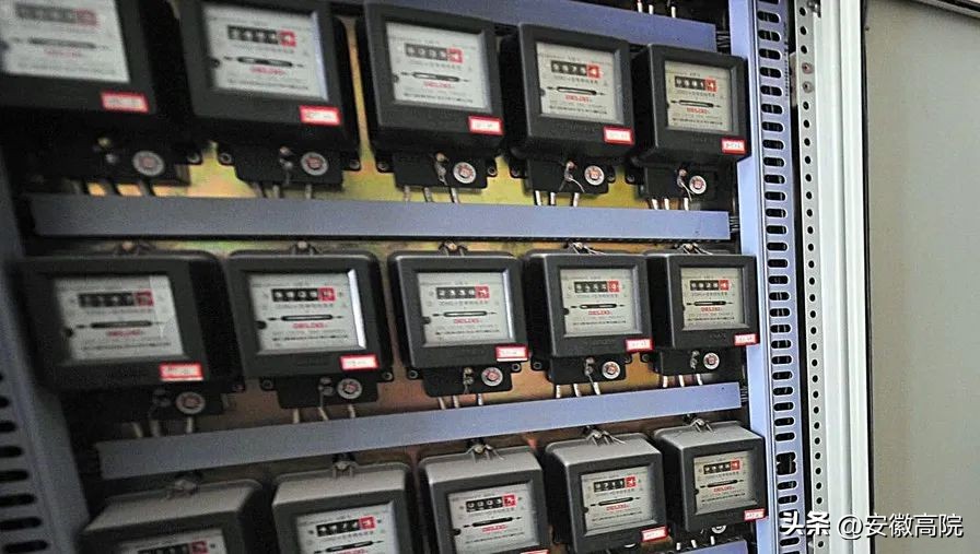 出租屋被盗房东要负责任么,租户用电被偷要承担责任吗