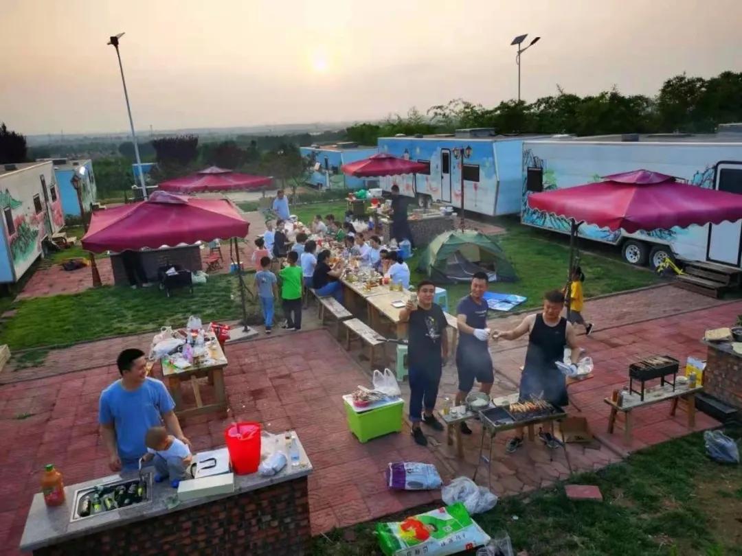 逛吃逛吃歌曲,逛吃逛吃