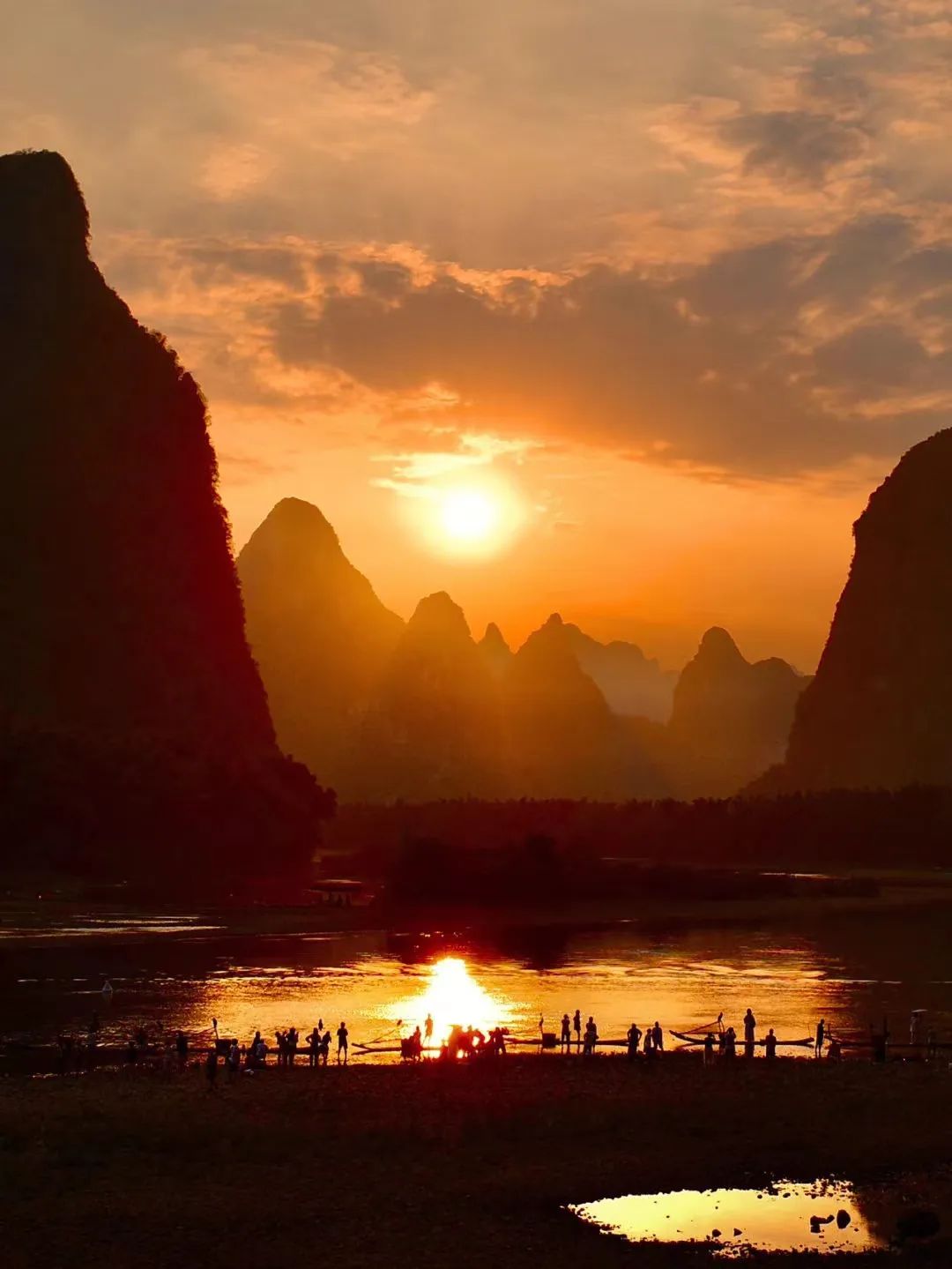 回到早睡早起的日子,回老家朝九晚五