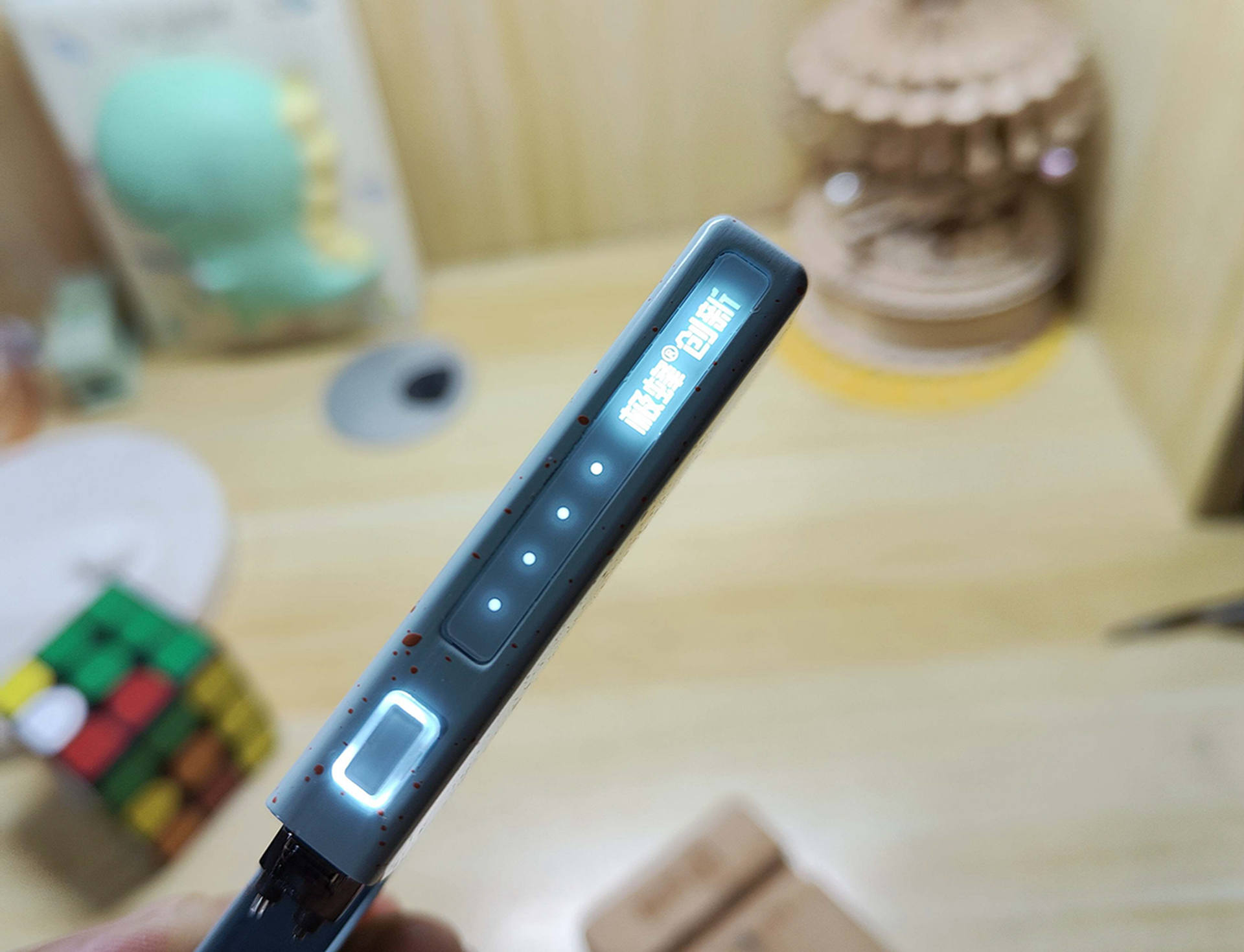 极蜂电弧打火机测评,极蜂等离子电弧打火机使用教程