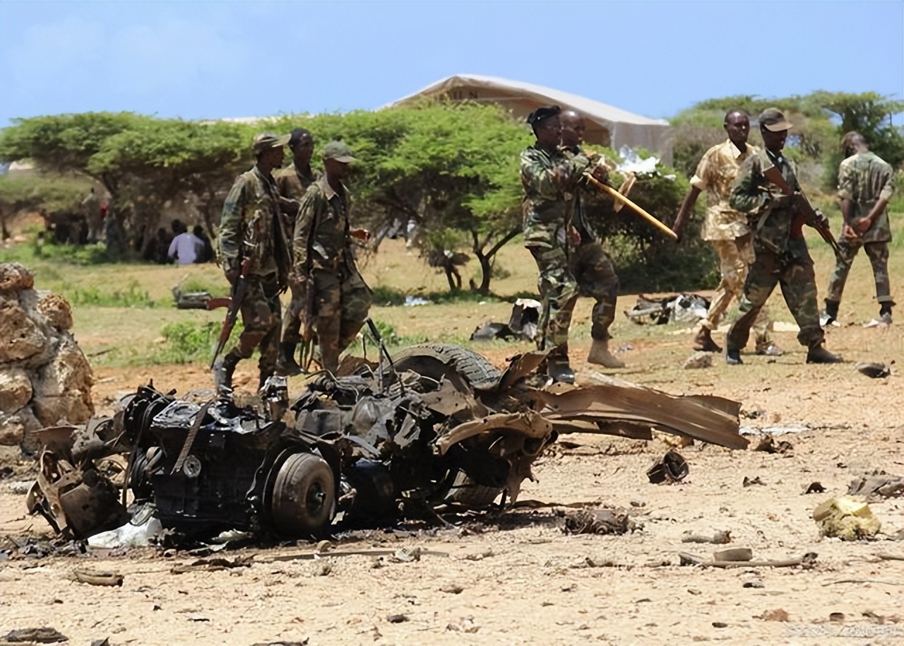 这国总统狂秀中文！有多少中国校友在外国当总统？