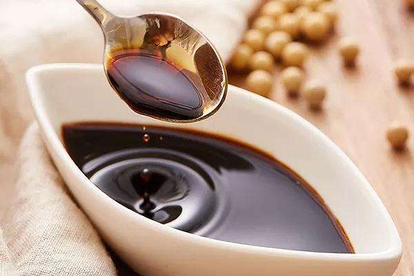 同样是酱油，“味极鲜”和“一品鲜”区别挺大，学会再买不吃亏