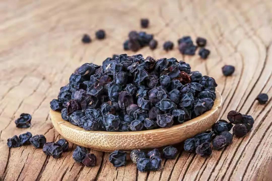 引火汤可治虚火实火,引火汤可以滋阴潜阳吗