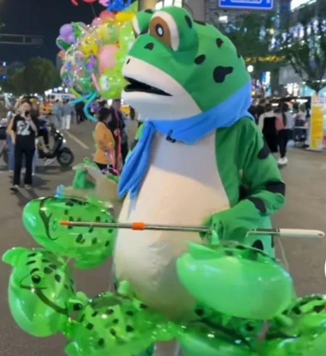 上海城管抓青蛙后续,上海城管执法最新规定