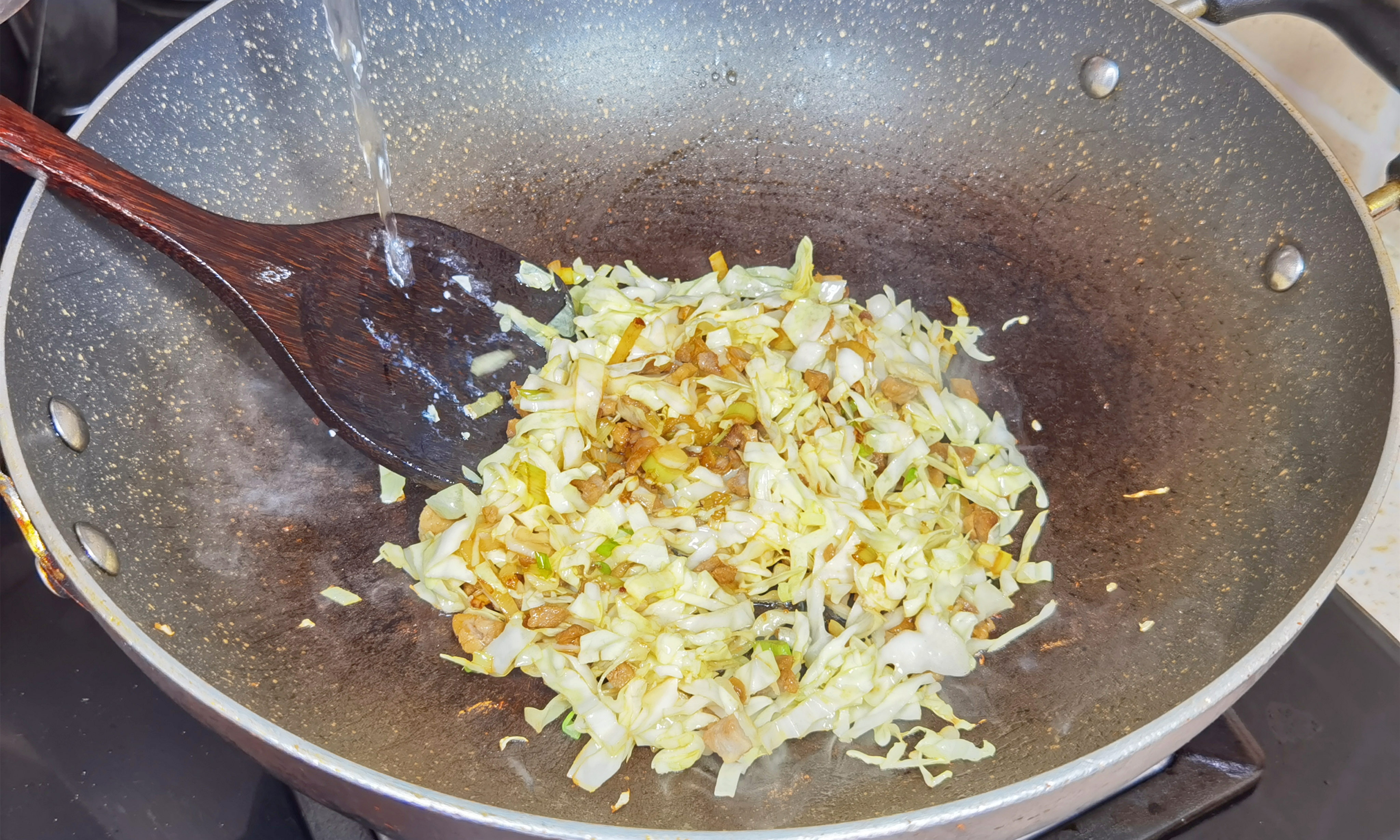 莲藕淮山萝卜可以一起煮来吃了,冬季多吃莲藕白萝卜山药