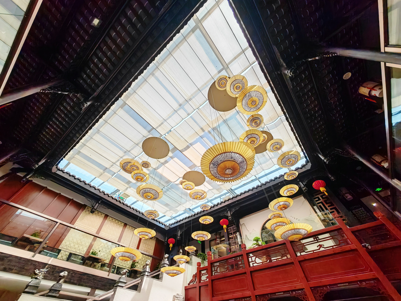 荣耀magic5pro测评最新,荣耀Magic5Pro全面评测