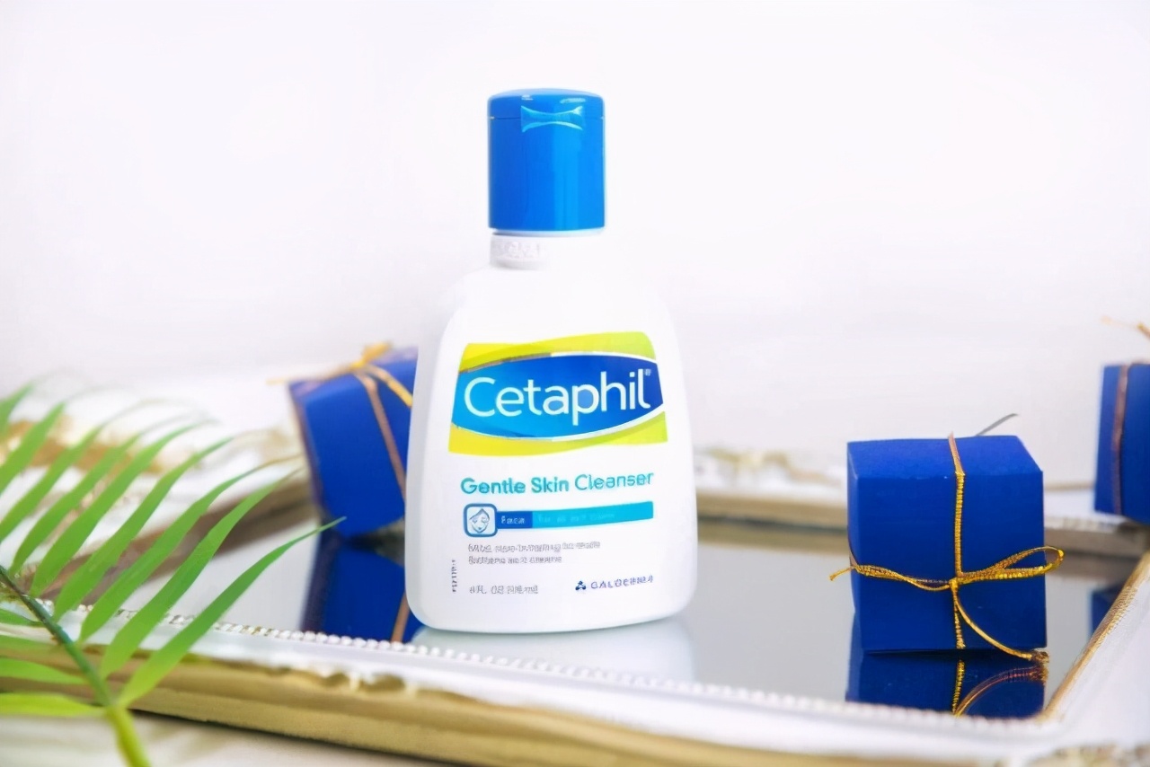 洗面奶推荐美白温和不刺激,美白提亮肤色的洗面奶推荐