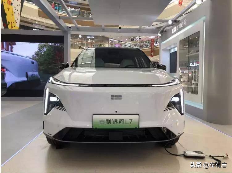 12万买吉利星越l7比宋plus更强,吉利银河l7有哪些高科技