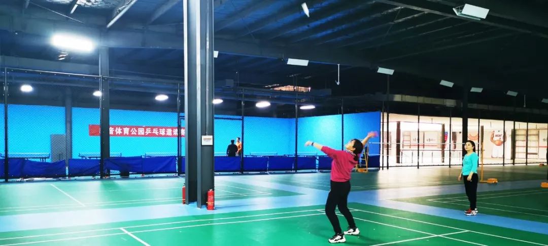 全民健身日健身盛宴点燃运动激情,周末公益养生课