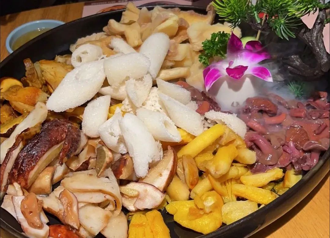 云南各地好吃的美食推荐,云南最好吃的十大美食