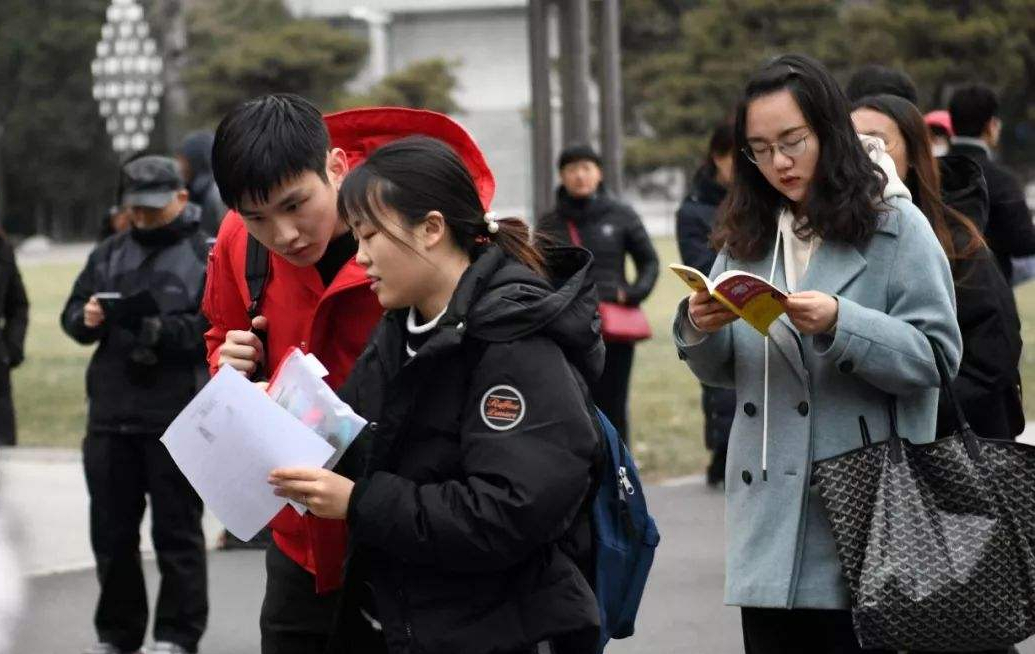 考研政治肖四马原要全背吗,考研政治可以只背肖四吗