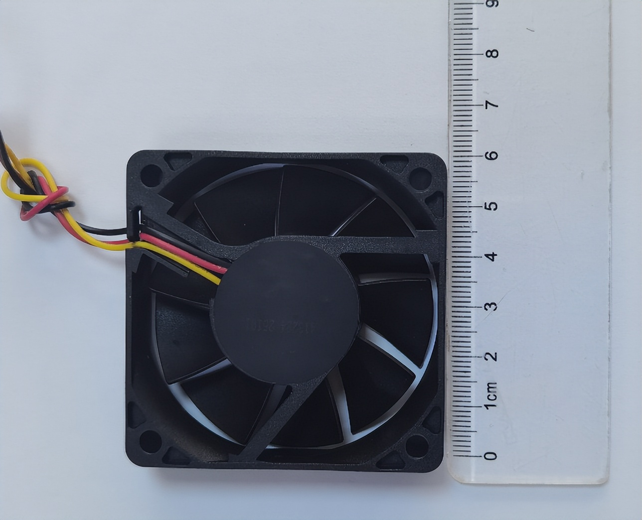 常用数据备份方式磁盘阵列,raid磁盘阵列到底哪个安全