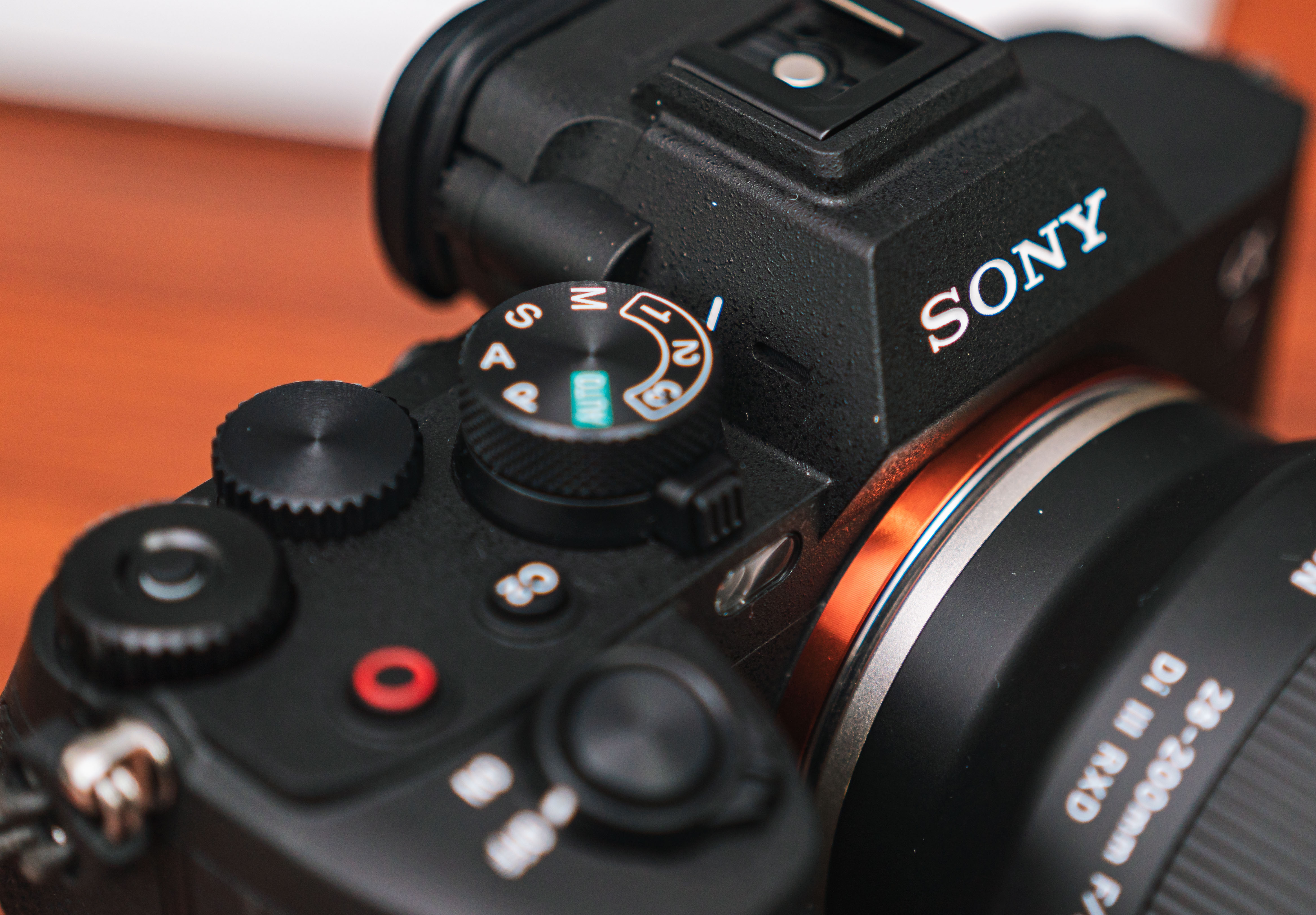 索尼a7m4发布a7m3会降价吗 (索尼a7m3和a7m4什么区别)