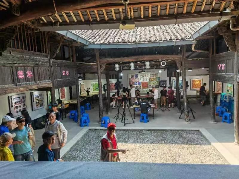 衢州画家余东村,余东村农民画