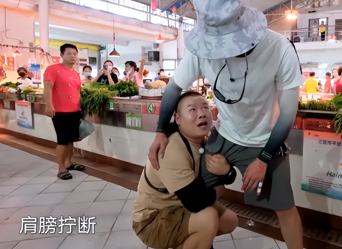 黄景瑜巴西柔术vs李晨什么节目,奔跑吧兄弟黄景瑜与李晨撕名牌