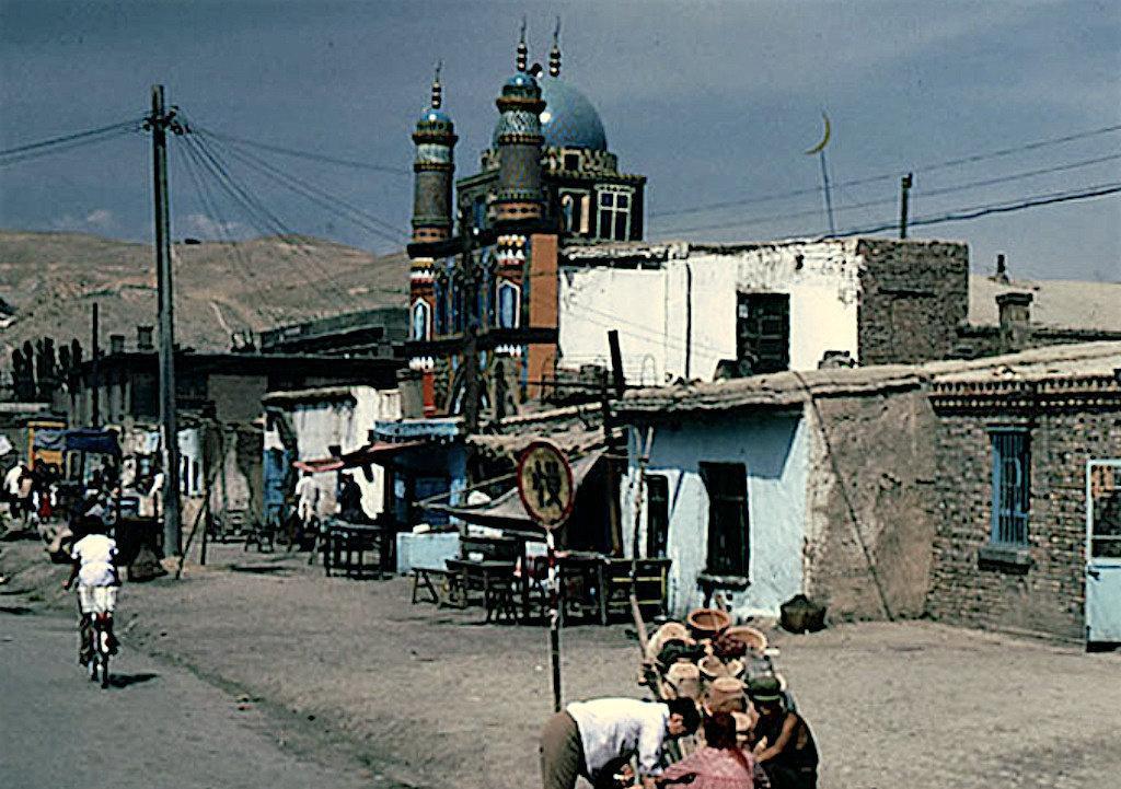 日本731部队的活体实验图片,日本731部队实验室真实老照片