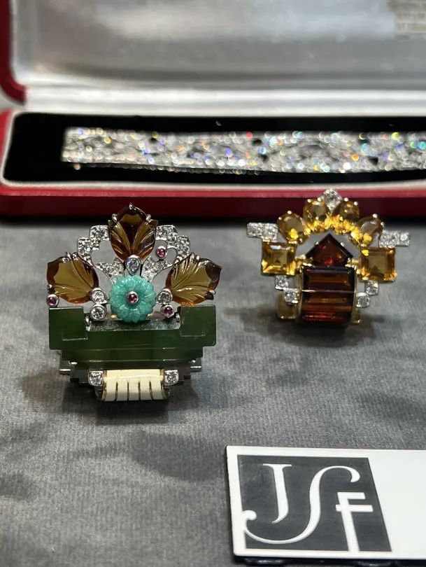 时隔3年又来日内瓦珠宝展大寻宝，竟然还见到了JAR真身！