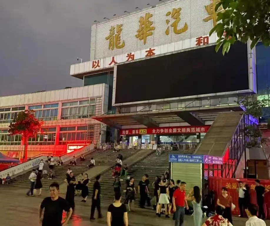 月入多少买奥迪车划算呢,挣多少钱才能买奥迪车