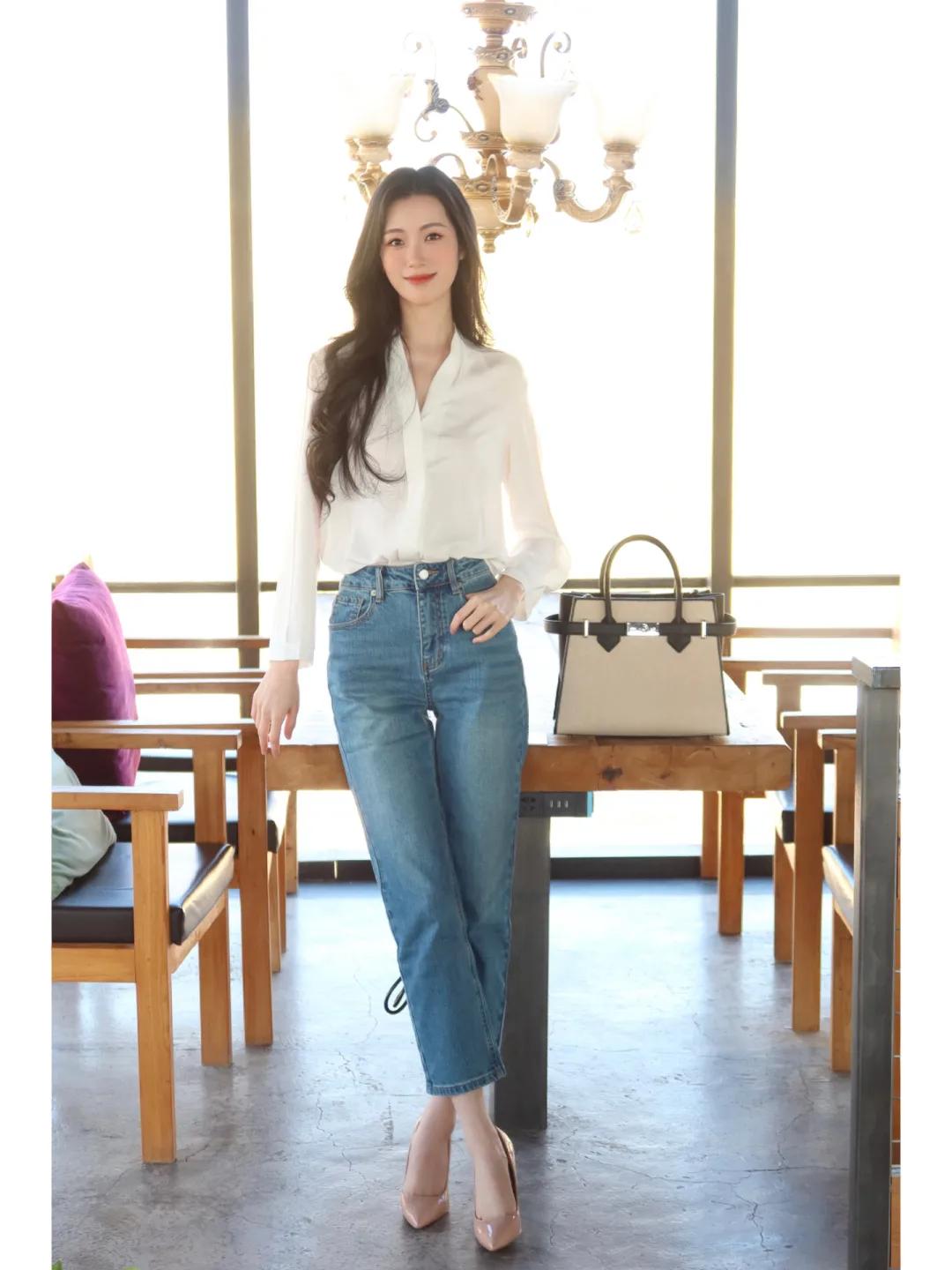 职场短袖西服怎么搭配好看,内搭衬衫搭西服