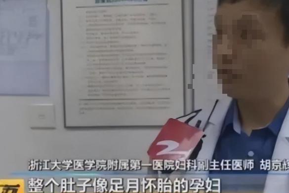 高校女厕见不得光的“高薪兼职”，撕碎了多少女大学生的遮羞布