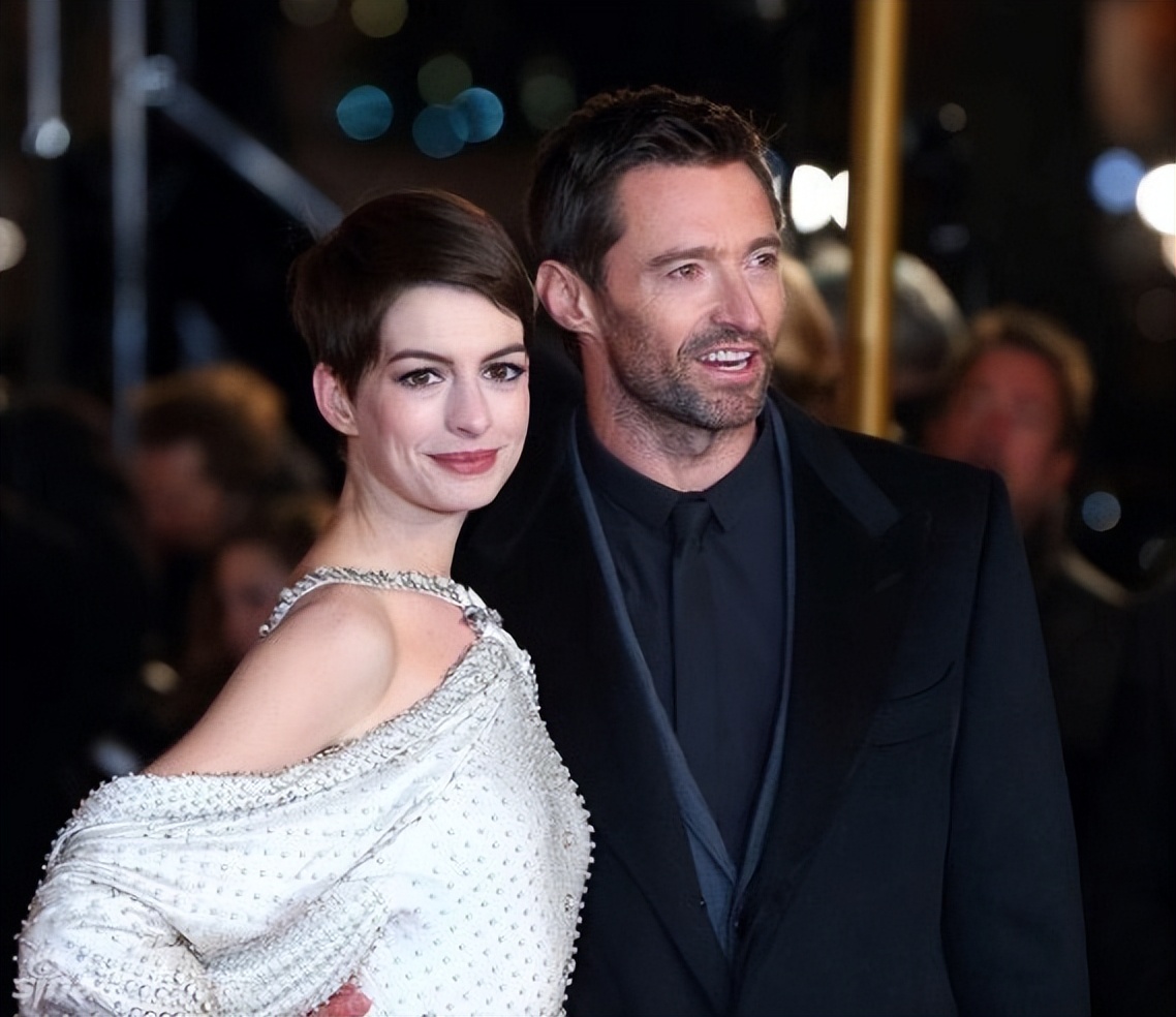 安妮海瑟薇温柔美丽的一面,安妮海瑟薇是好莱坞明星吗