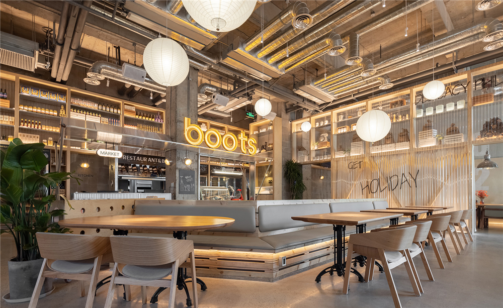 清新自然的装潢,60平轻奢风西餐厅设计