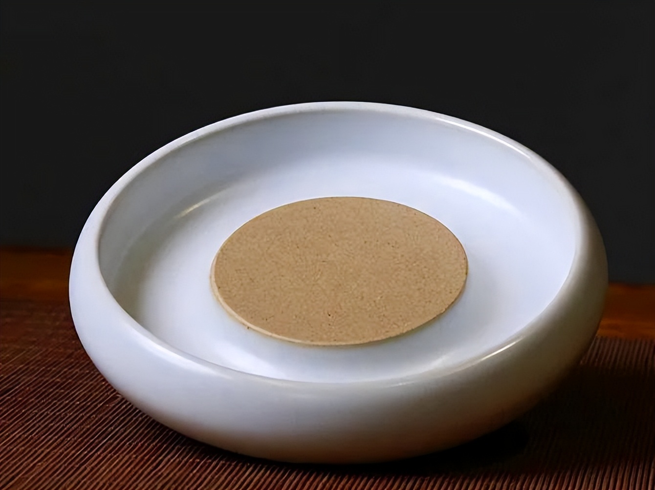 不同材质的茶盘优点与缺点,自动茶盘怎么推荐