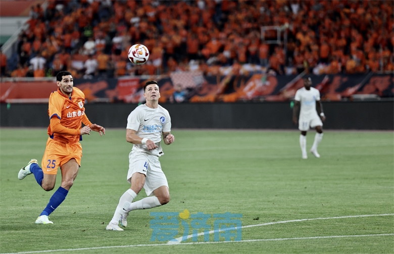 黄政宇费莱尼,山东鲁能三连胜视频