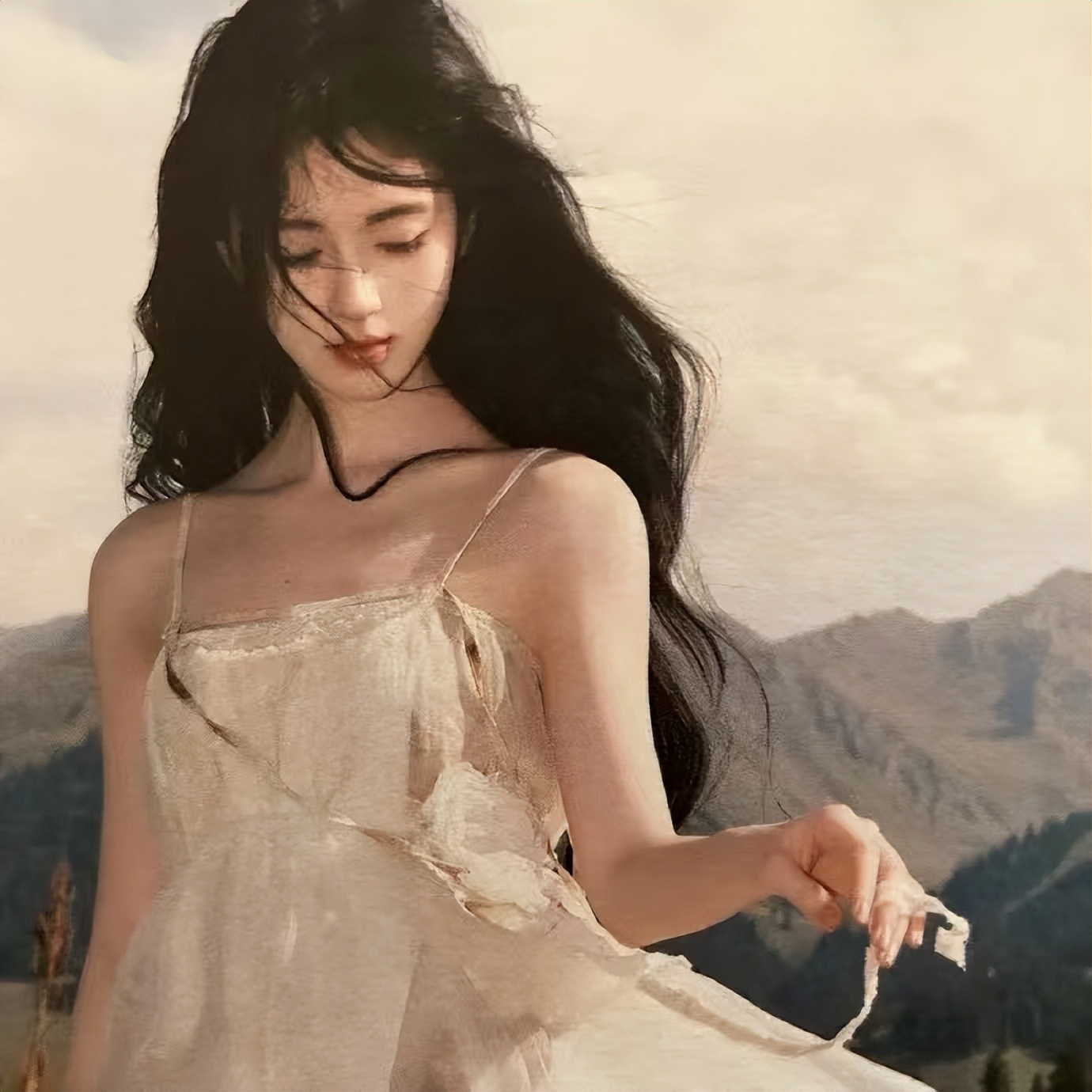 鞠婧祎4岁到28岁的变化,鞠婧祎是一个成熟稳重的人