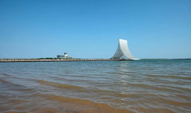 鲅鱼圈月亮湾风景区,鲅鱼圈望儿山日照金山