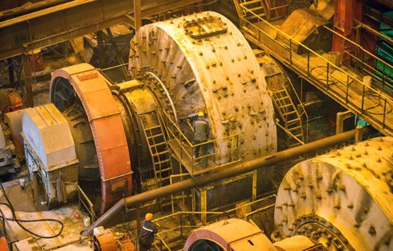 飞越俄罗斯上空,世界目前最大的钻石矿