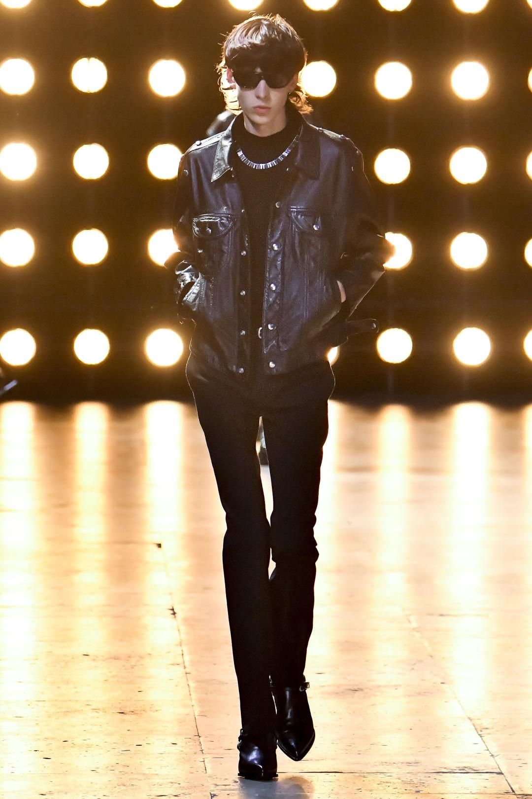 lisa和celine的穿搭风格,celine和lisa要到期了吗