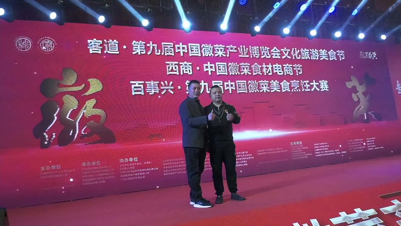 脸盆哥表演,脸盆哥的全部视频