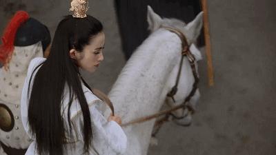 王晶吐槽张无忌,王晶张无忌大战六大门派完整版