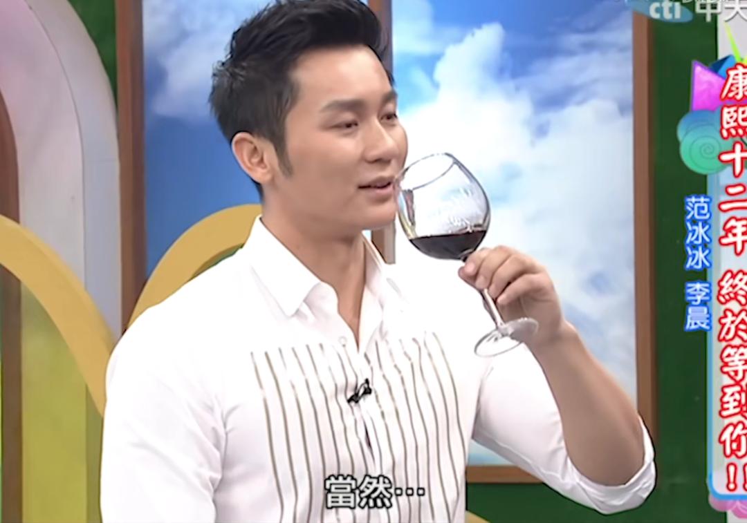 小s婚礼大s发言视频大全,大s婚礼视频小s感动落泪