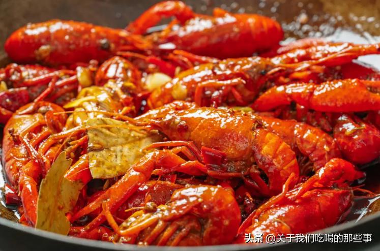 小龙虾头部是虾黄还是虾屎,小龙虾头部的是屎还是膏