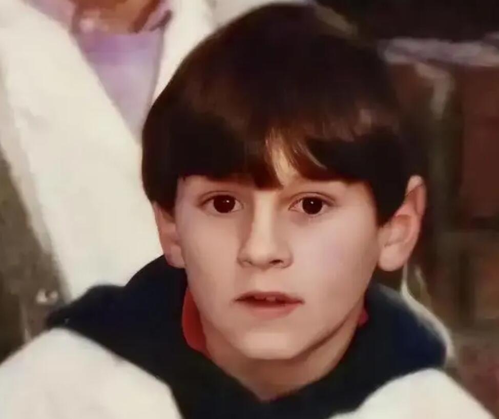 梅西封神之路球王加冕书籍,梅西的成长之路完整版电影