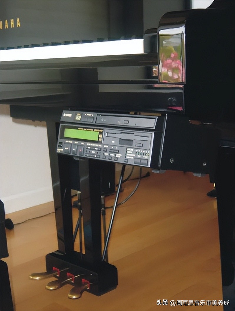 看似百年没变的古典乐器，竟藏了这么多科技与狠活！