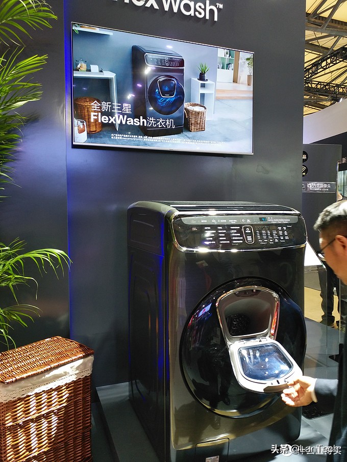 暴走两万步！海量图片带你游览2017年AWE家电展