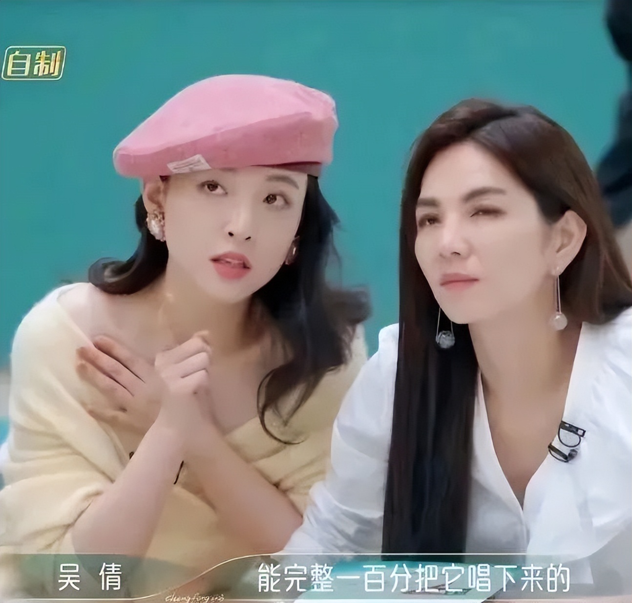 小白花被玫瑰嘲笑故事,小白花被玫瑰嘲笑