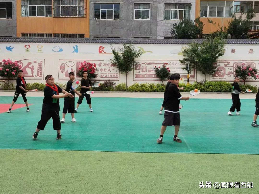 绾㈡棗灏忓绀惧洟琛ㄦ紨,绾㈡棗灏忓鎵嶈壓灞曠ず