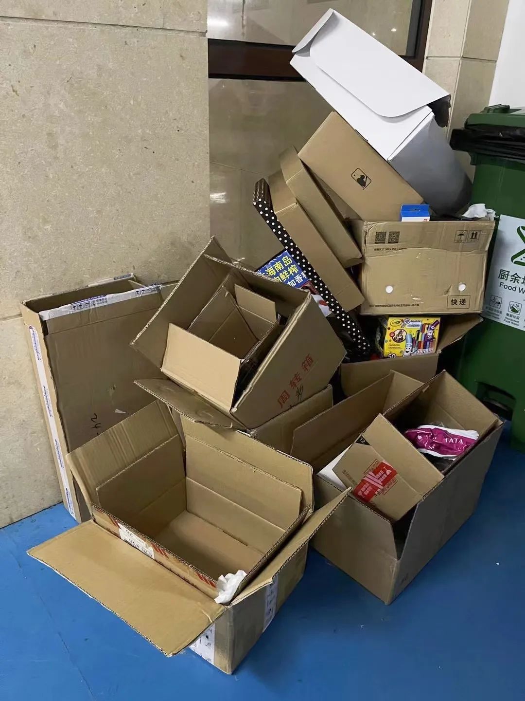 多亏了文怡姐家的“祖传天赋”，让包包获得了人生的第一桶金