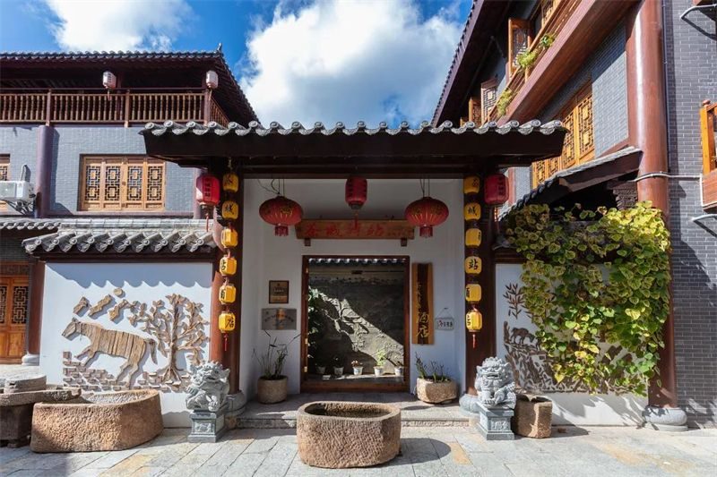 浜戝闆北瑙傛櫙绮惧搧瀹㈡爤,浜戝姘戝