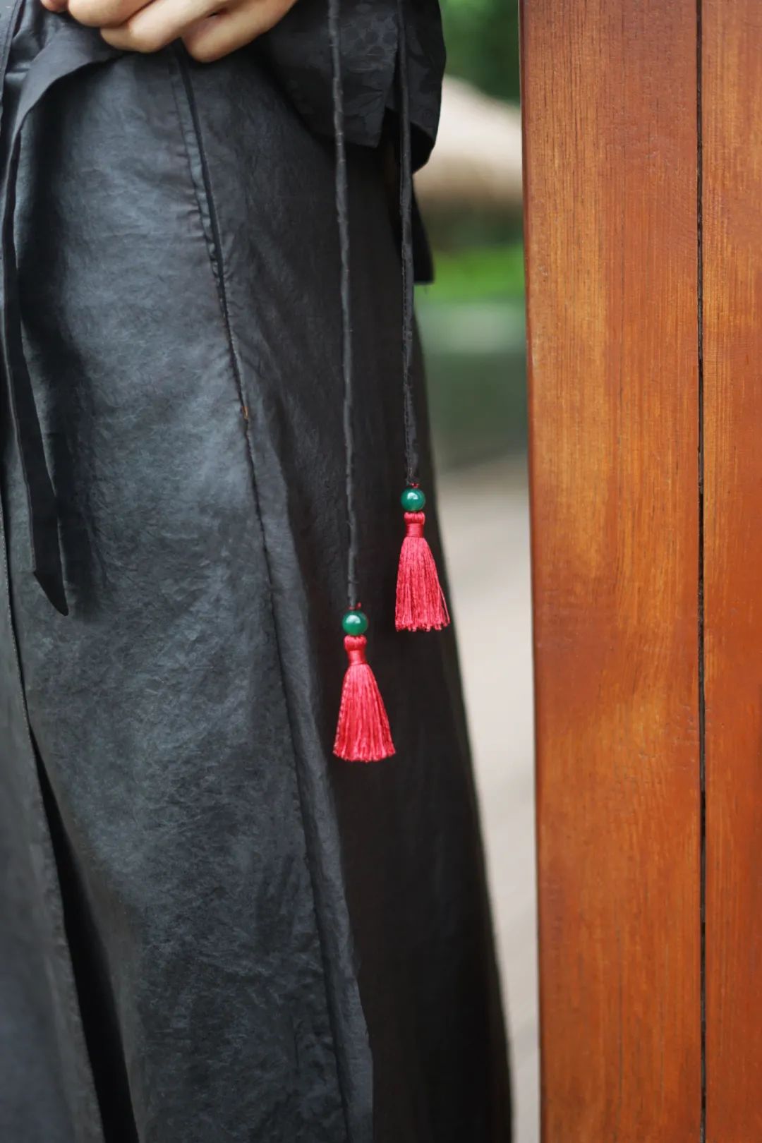 改良版旗袍的面料,如何能让旧旗袍面料焕然一新