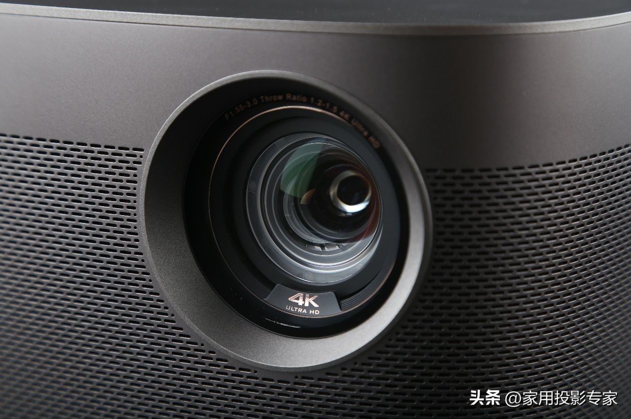 不捧不黑，用过才敢说深度体验极米H6Pro4K智能投影机