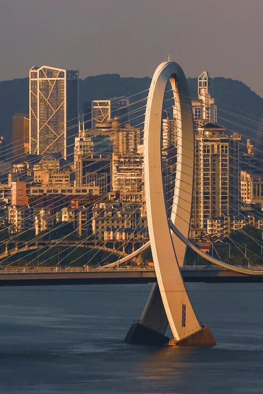 回到早睡早起的日子,回老家朝九晚五