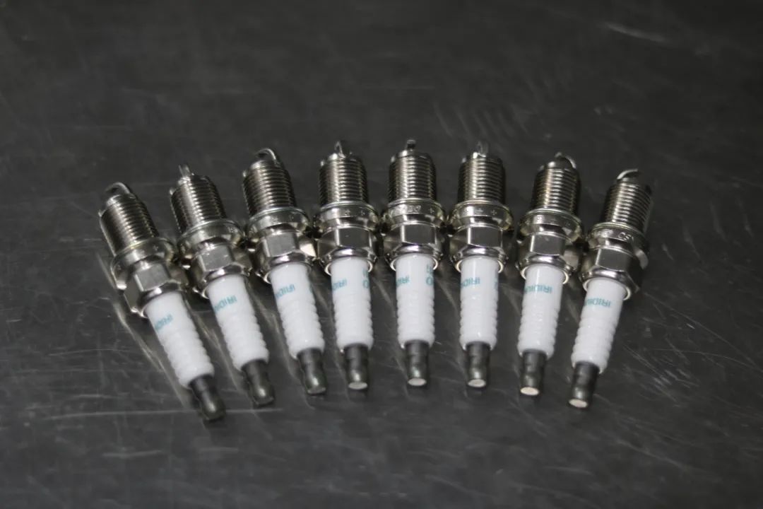 翻新陆巡lc100,陆巡lc100老款改装新款最佳案例